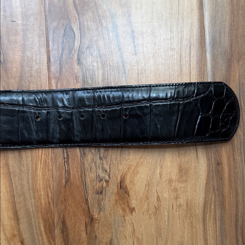 VTG • Black Leather Belt - Picture 4 of 8